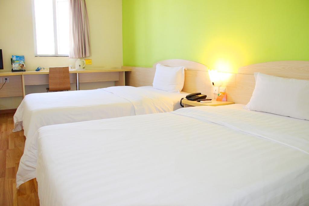 7Days Inn Heyuan Cultrual Palace Renren Le Luaran gambar