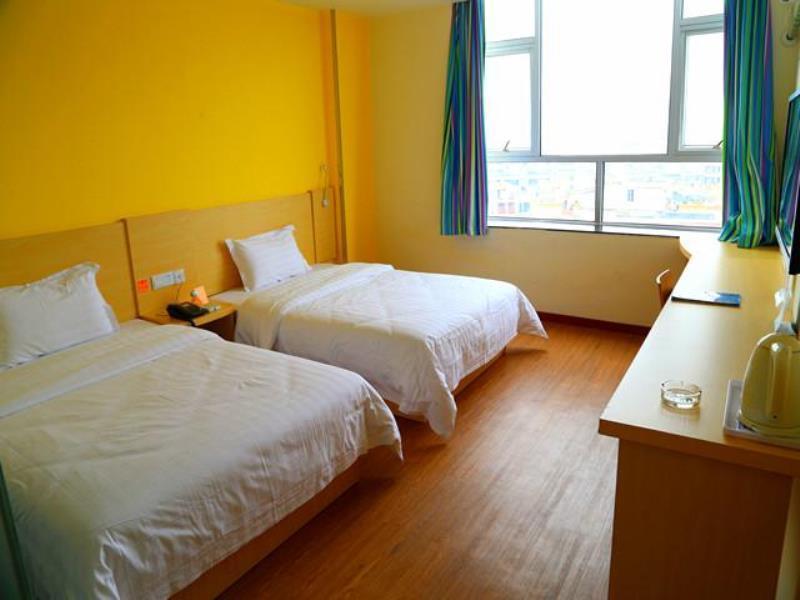 7Days Inn Heyuan Cultrual Palace Renren Le Luaran gambar
